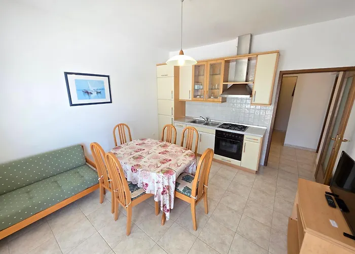 Boti With Terrace Appartement *