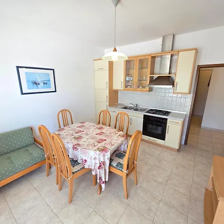 Boti With Terrace Appartement *