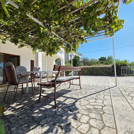 Boti With Terrace Appartement *